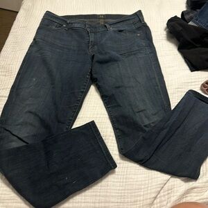 women’s jeans